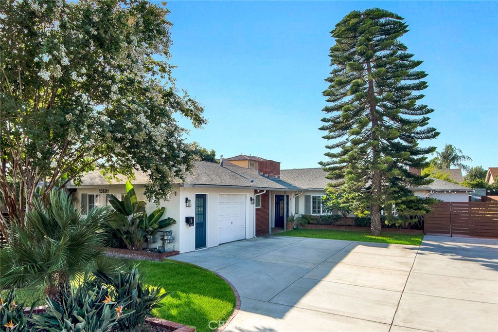 13691 Green Valley Drive