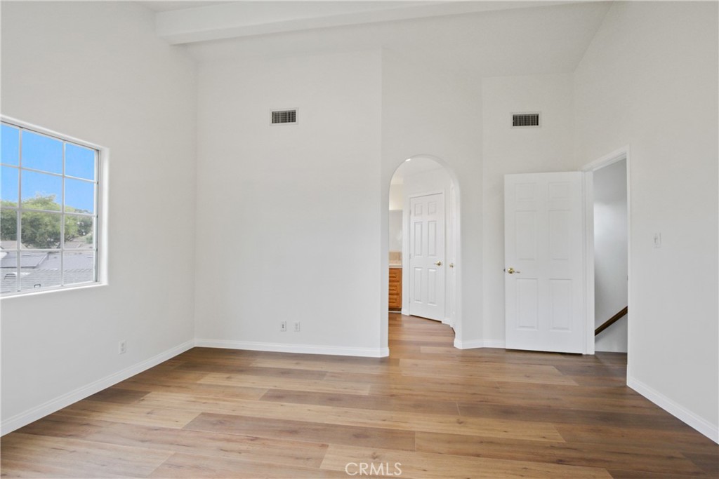 3643 Iroquois Avenue