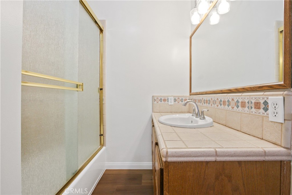 3643 Iroquois Avenue