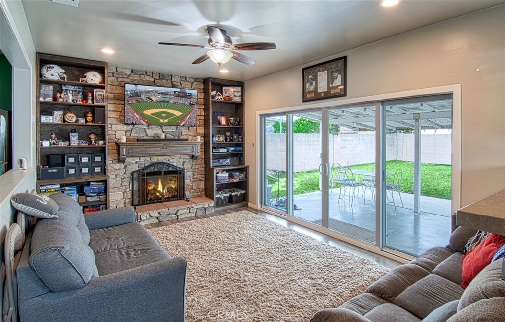 15503 Leibacher Avenue