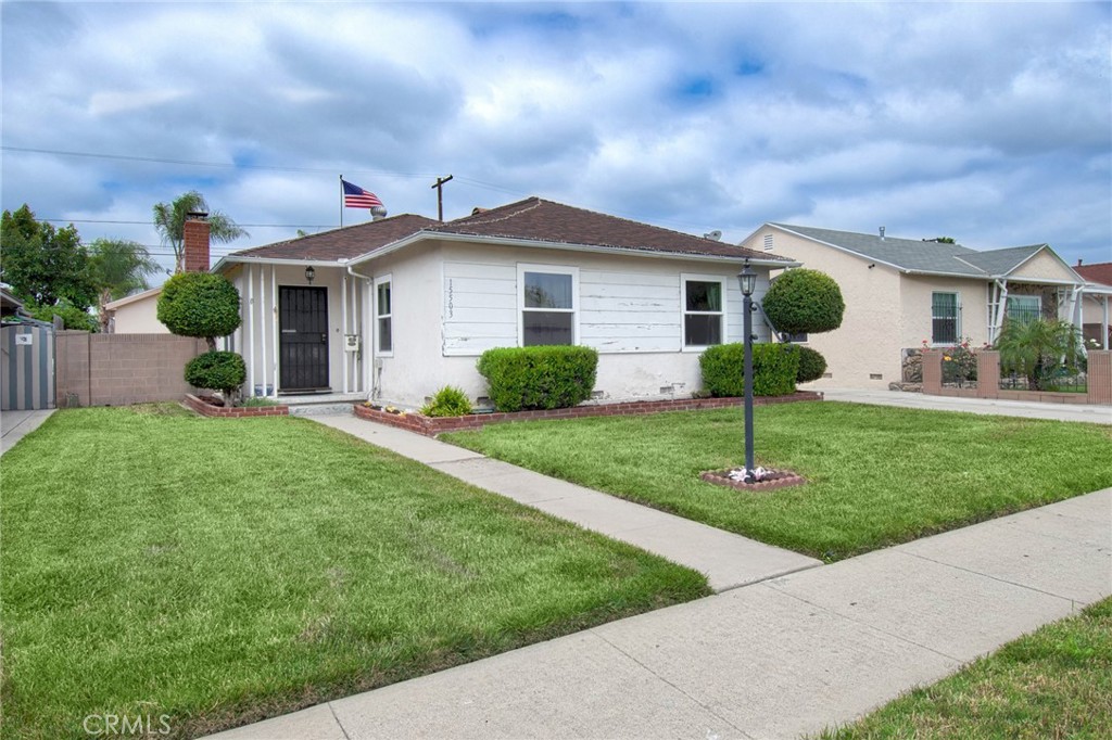 15503 Leibacher Avenue