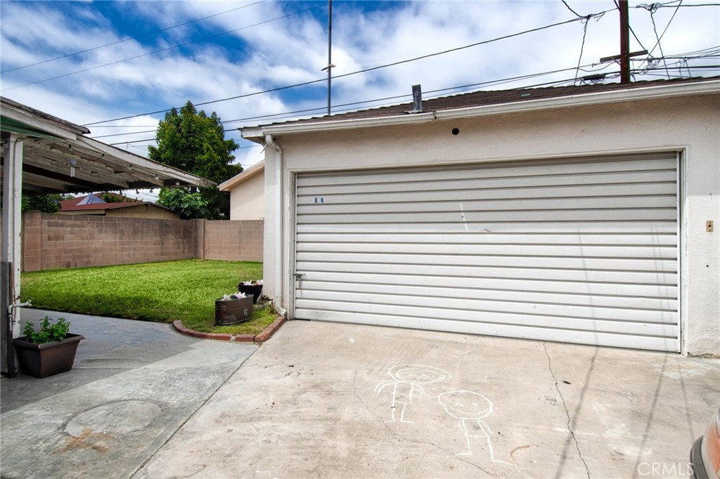 15503 Leibacher Avenue