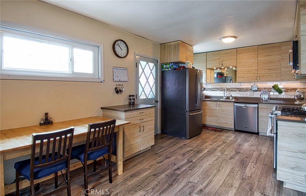 15503 Leibacher Avenue