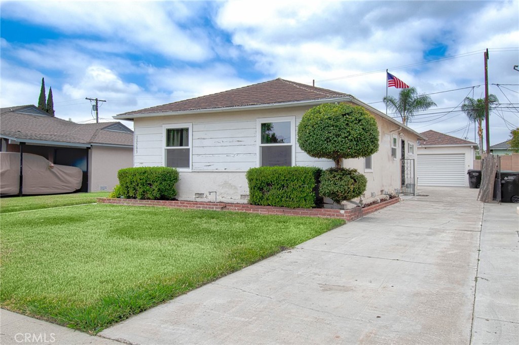 15503 Leibacher Avenue