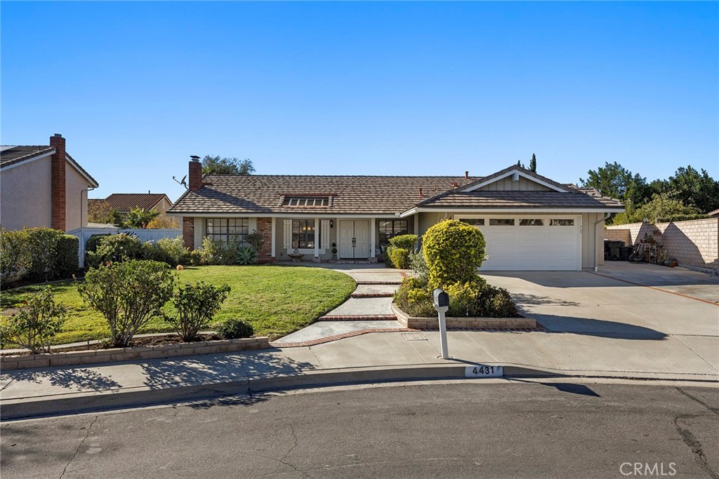 4431 Avenida De Las Estrell