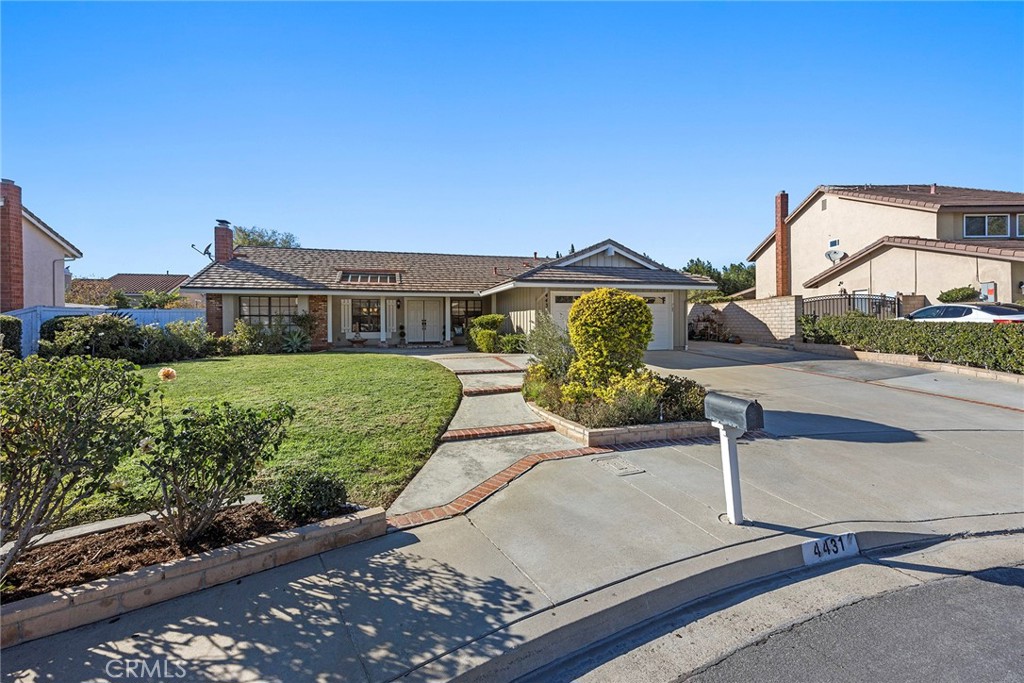 4431 Avenida De Las Estrell