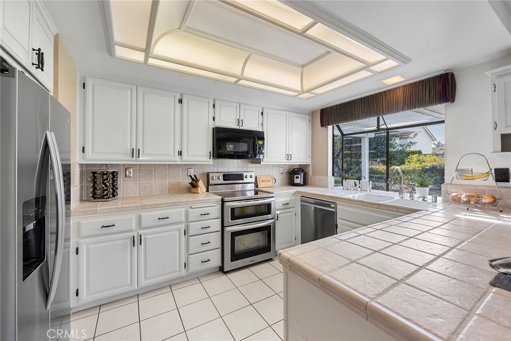 4431 Avenida De Las Estrell