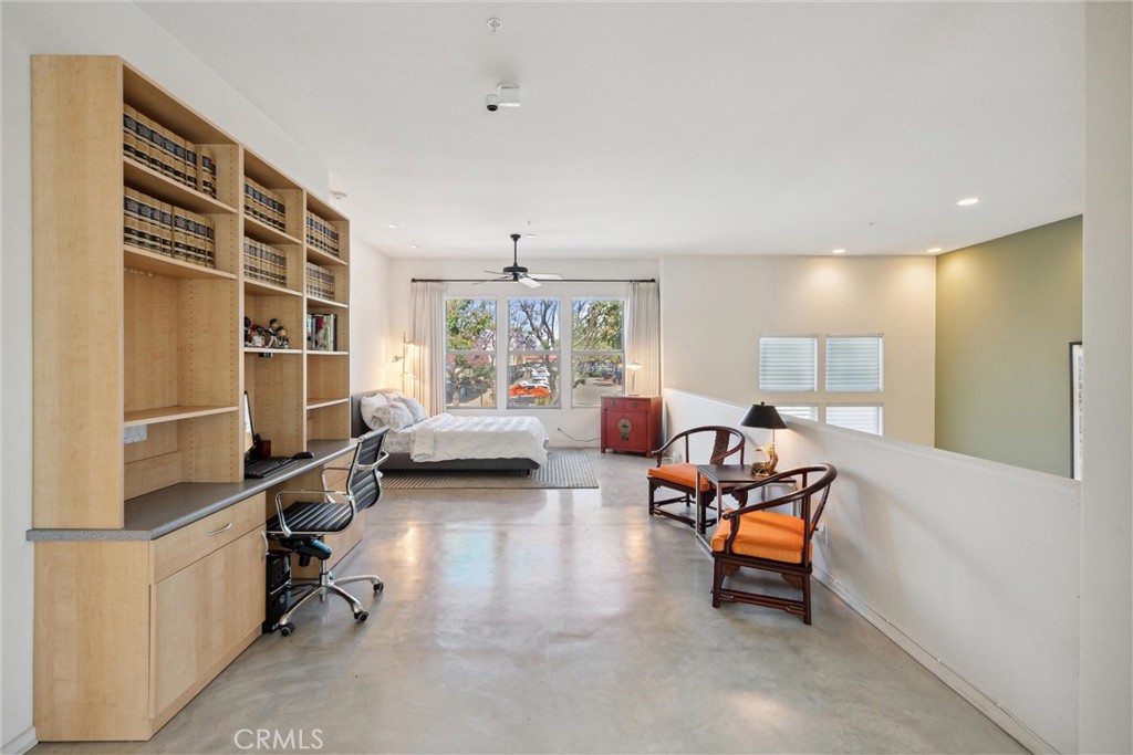 202 N Spurgeon Street