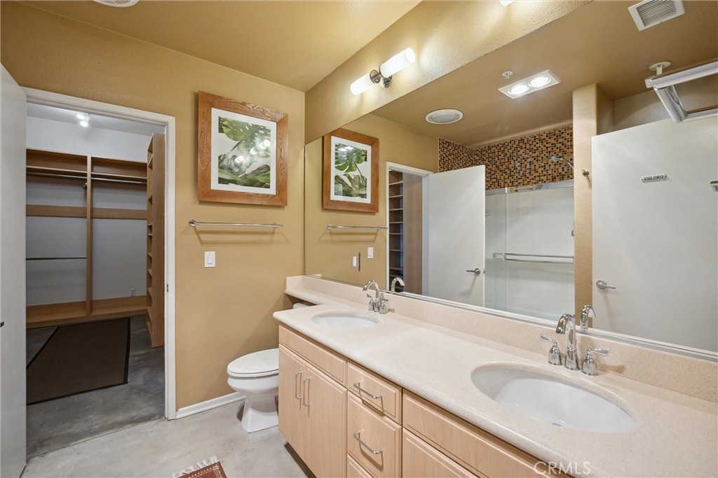 202 N Spurgeon Street