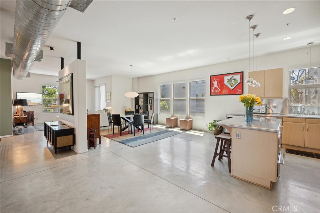 202 N Spurgeon Street