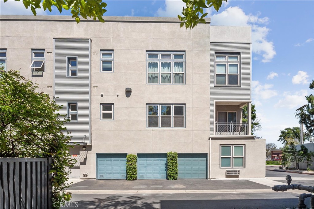 202 N Spurgeon Street