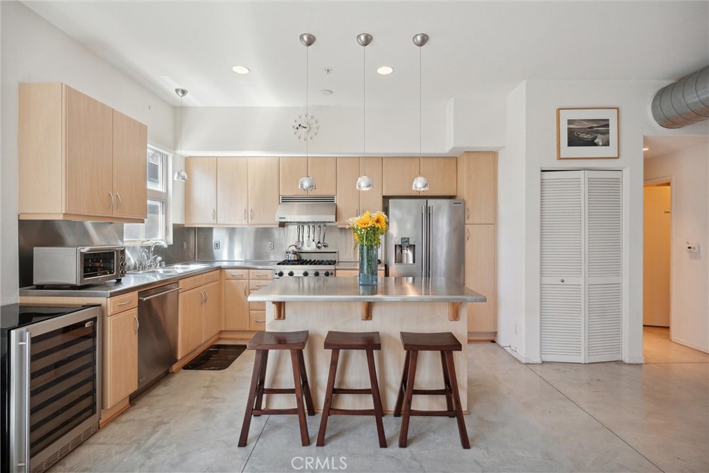 202 N Spurgeon Street