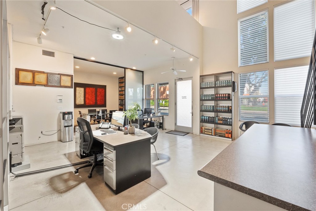 202 N Spurgeon Street