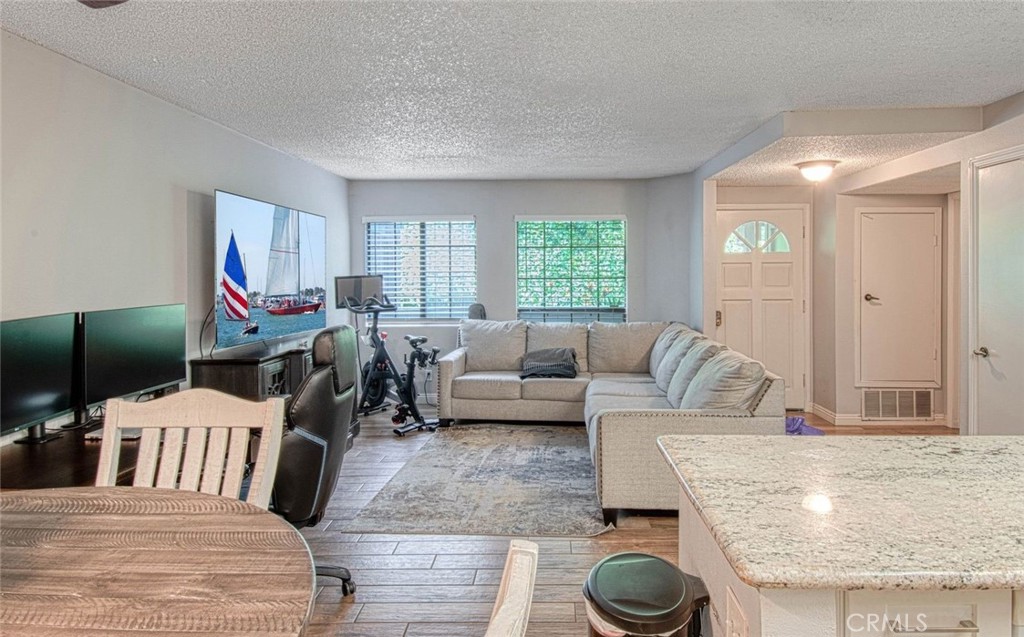 24407 Avenida De Los Ninos 61