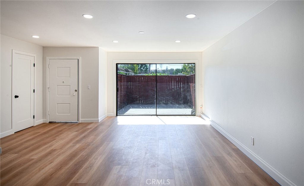 23398 Via San Miguel