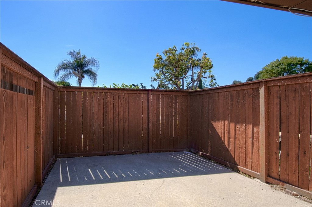 23398 Via San Miguel