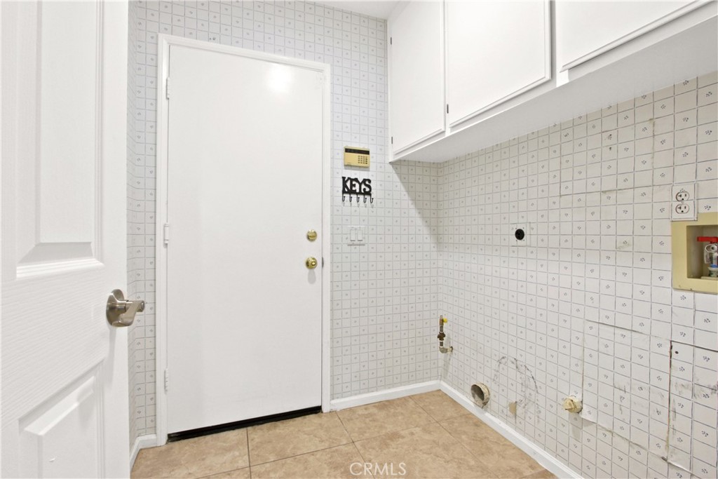 24961 Stonegate Lane