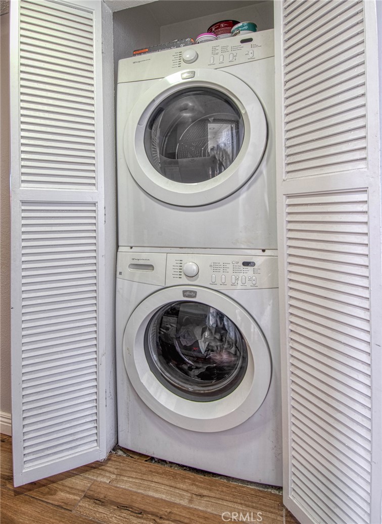 24407 Avenida De Los Ninos 61