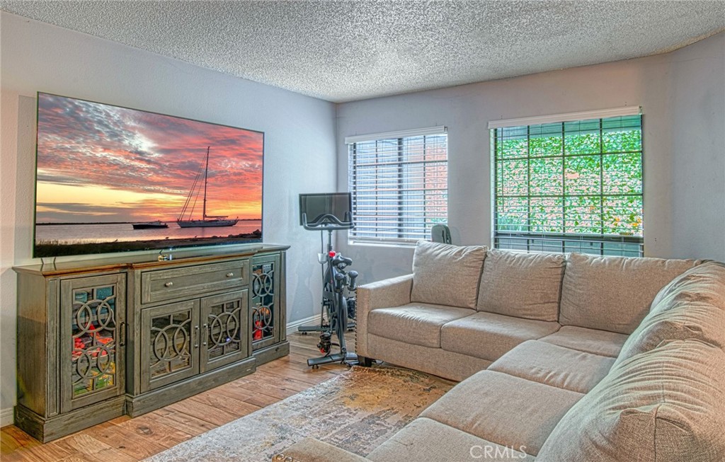 24407 Avenida De Los Ninos 61