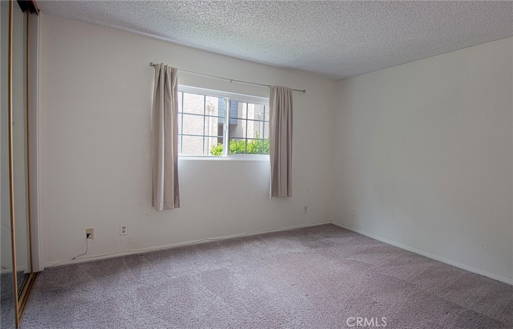 24407 Avenida De Los Ninos 61