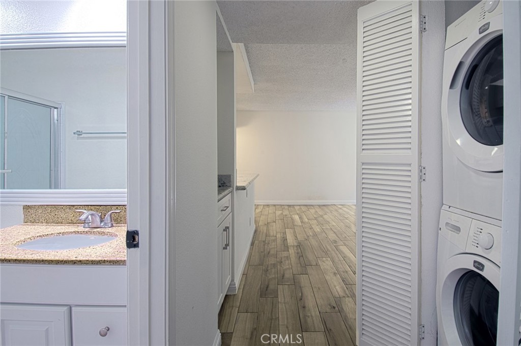 24407 Avenida De Los Ninos 61