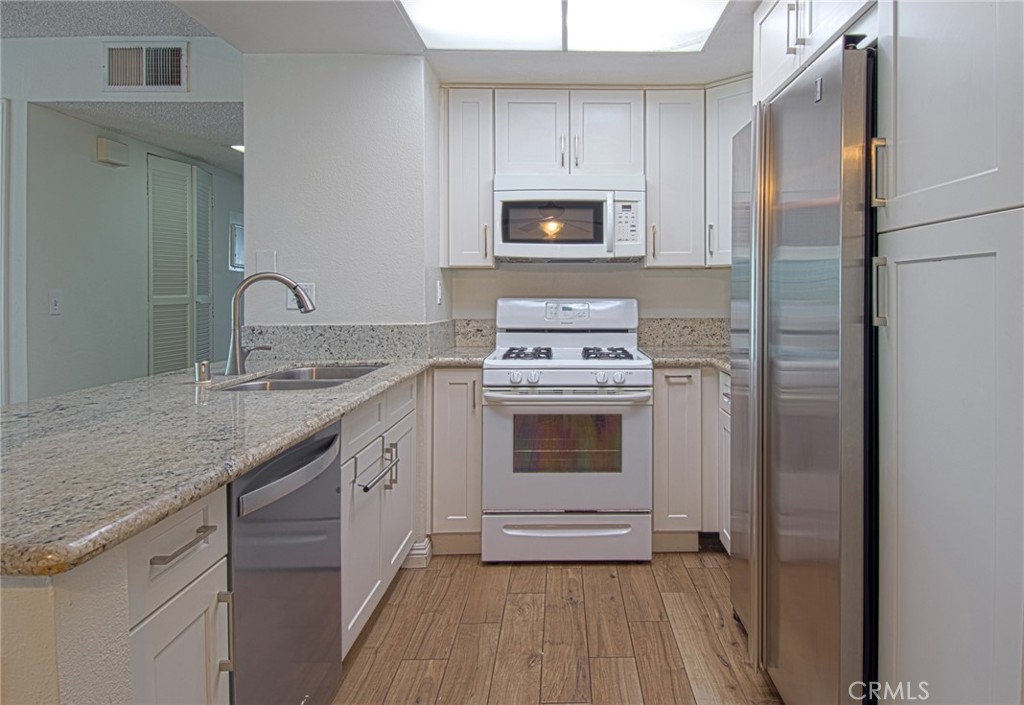 24407 Avenida De Los Ninos 61