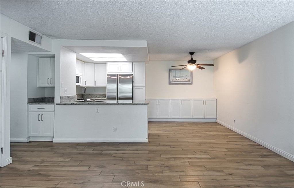 24407 Avenida De Los Ninos 61