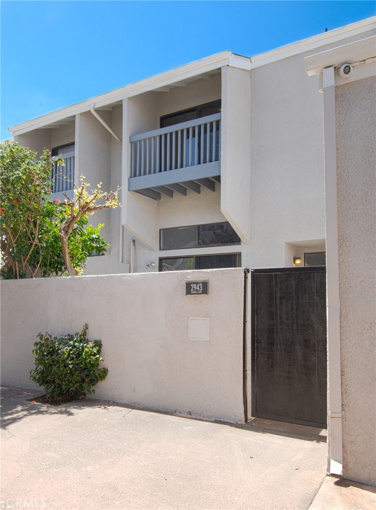 2943 Pembroke Court