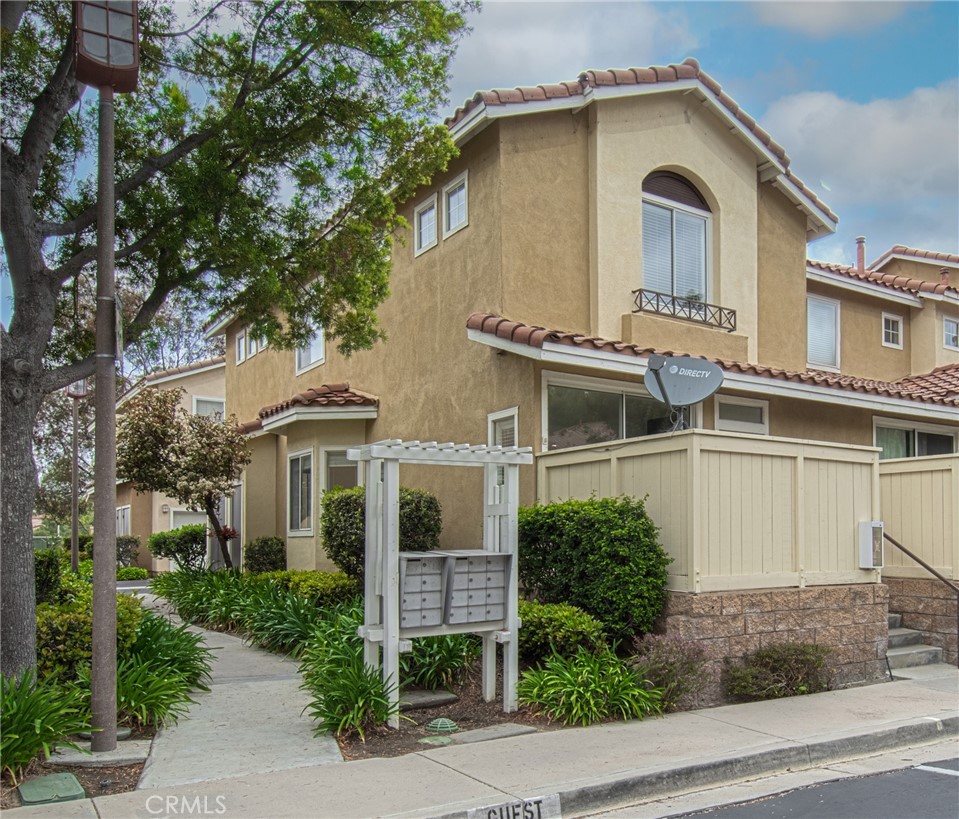 19646 Orviento Drive