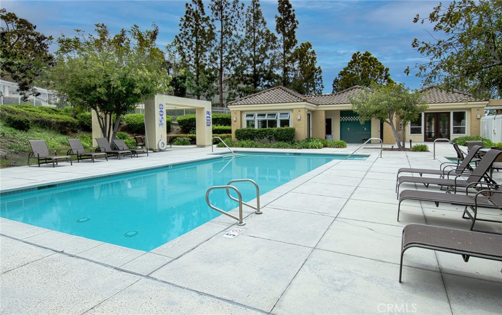 19646 Orviento Drive