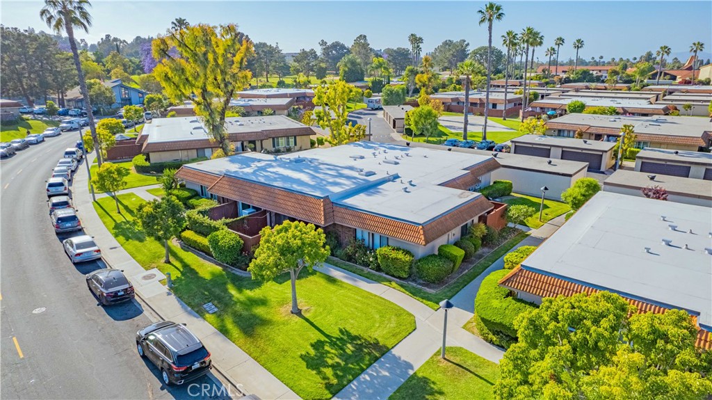 23398 Via San Miguel