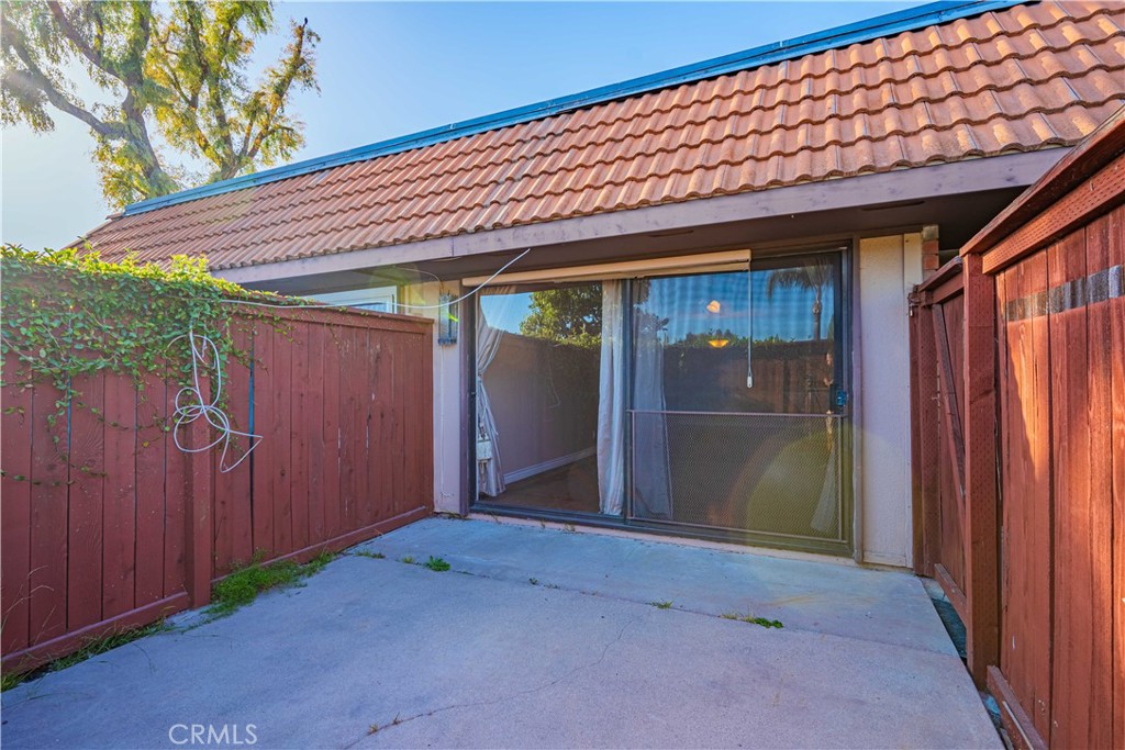 23398 Via San Miguel