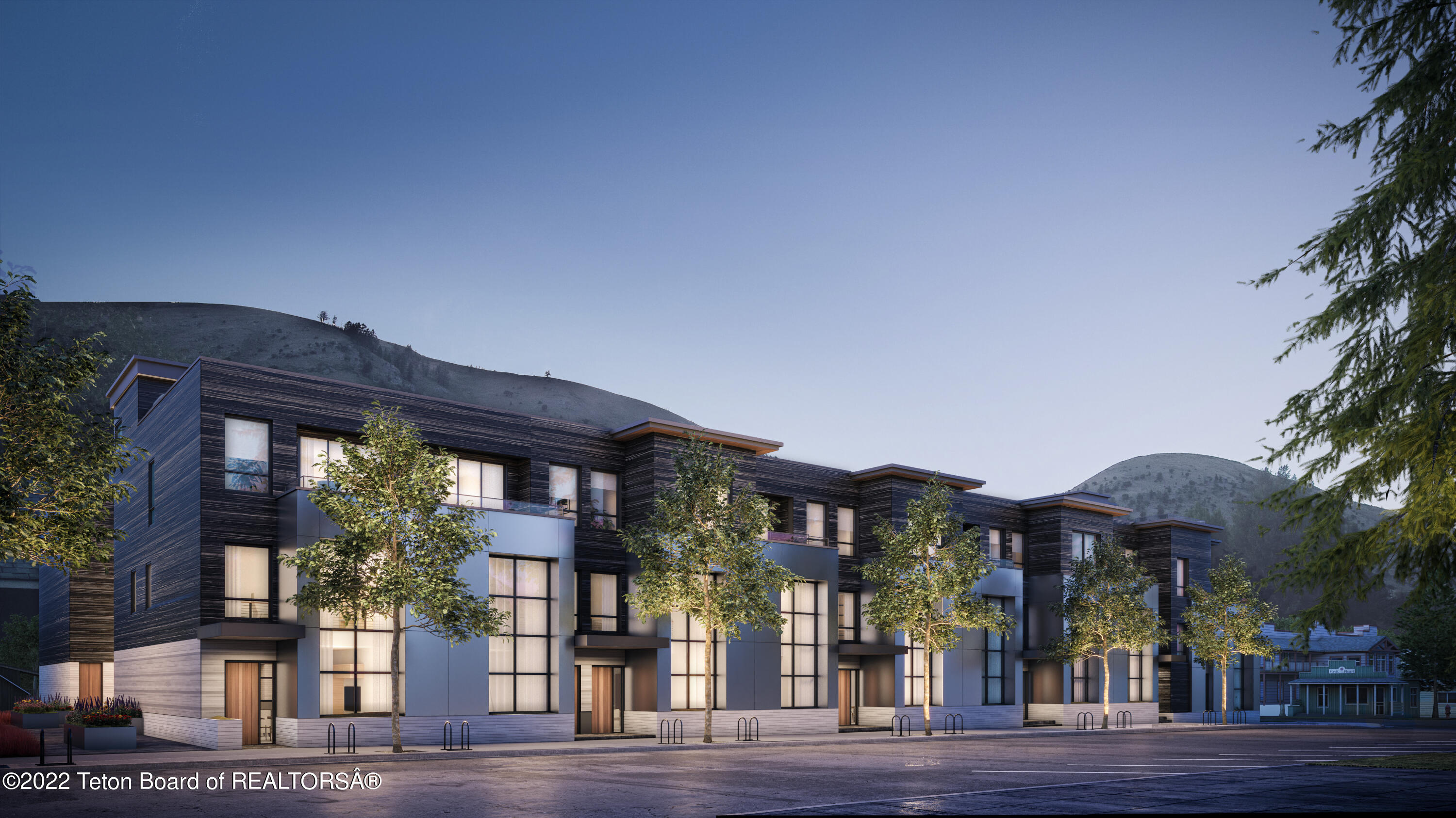 185 N GLENWOOD Street, 15