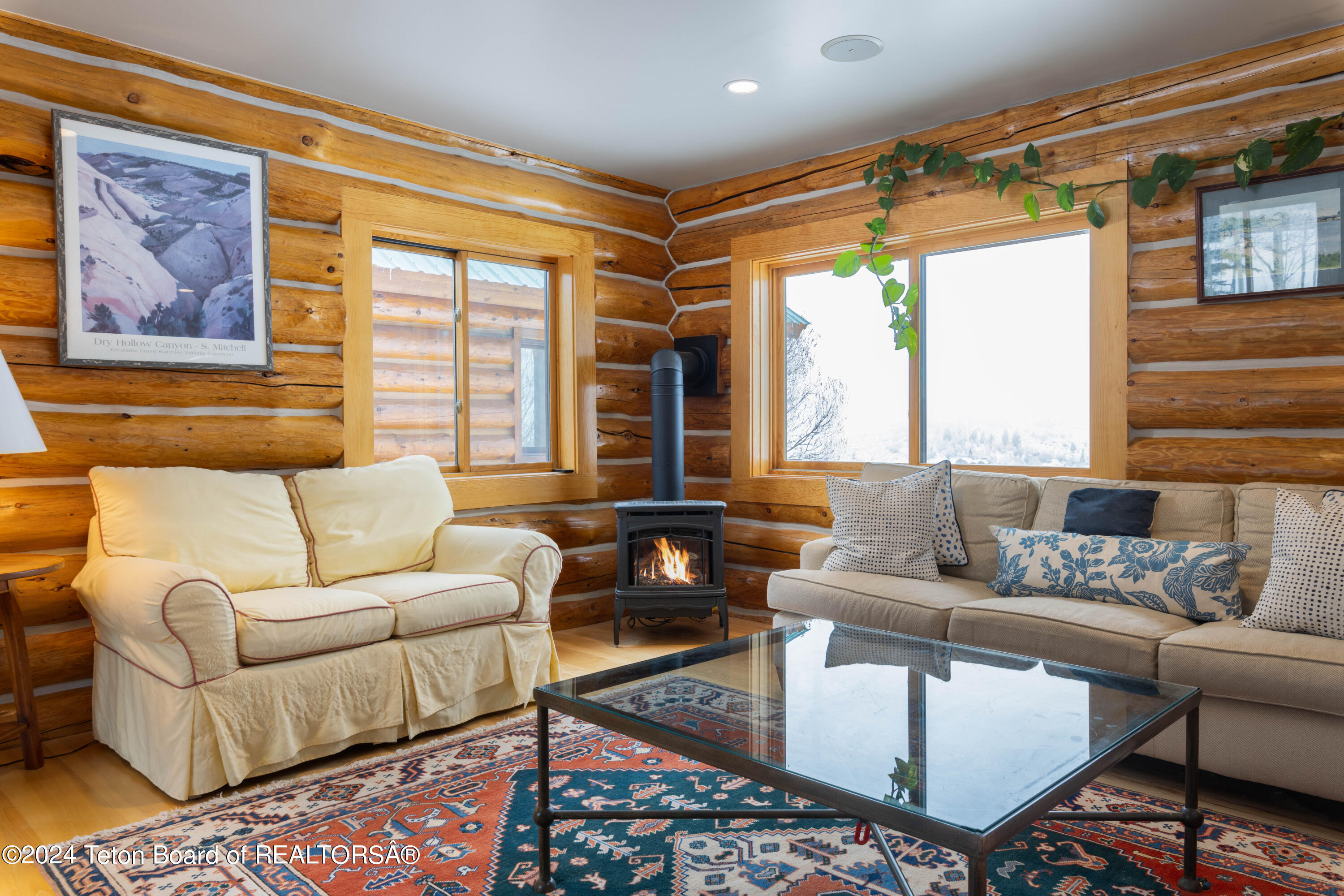 3690 W HIGHLAND Trail