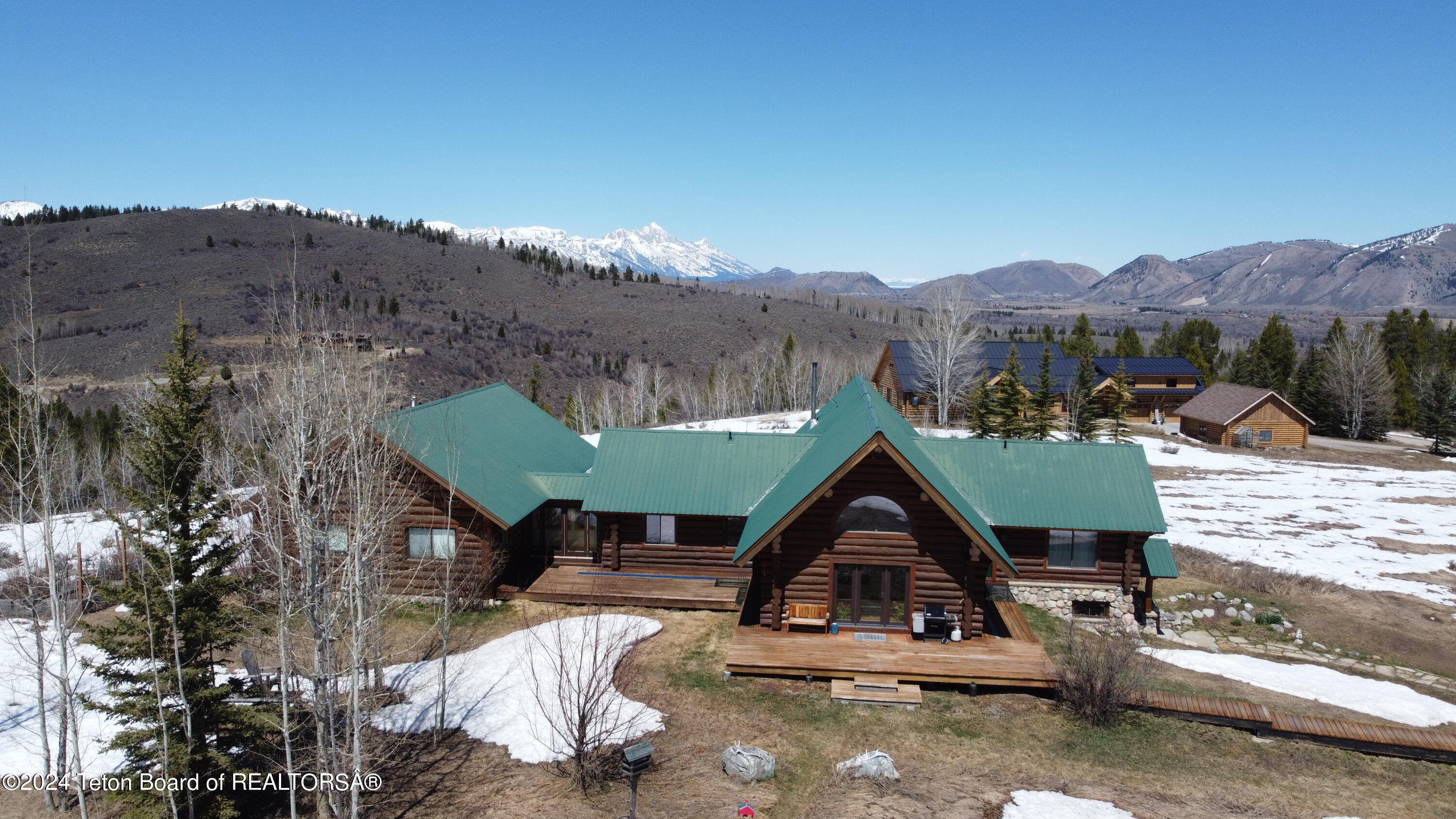 3690 W HIGHLAND Trail