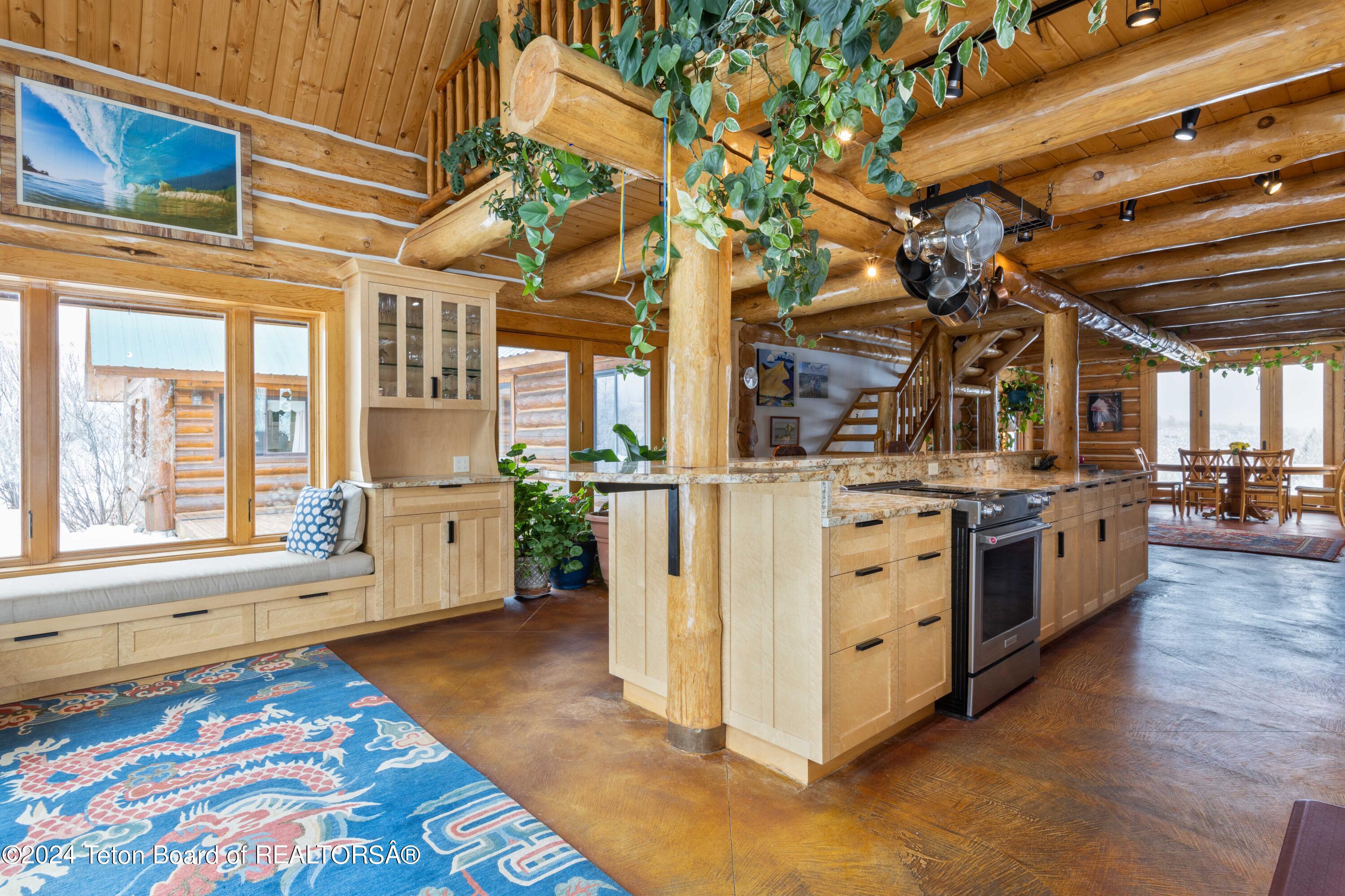 3690 W HIGHLAND Trail