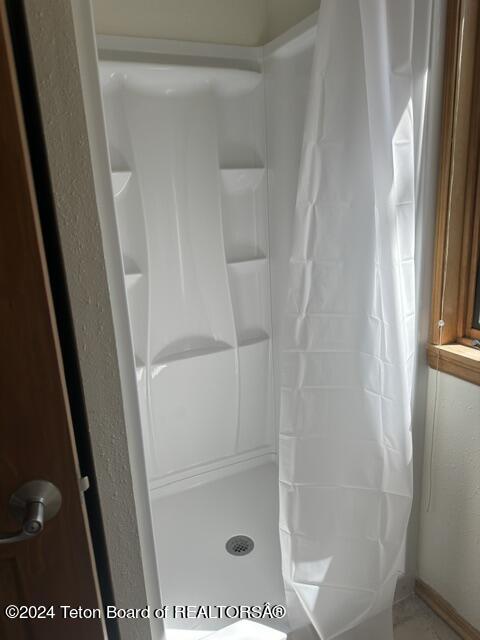 668 FLAT CREEK Drive, 668