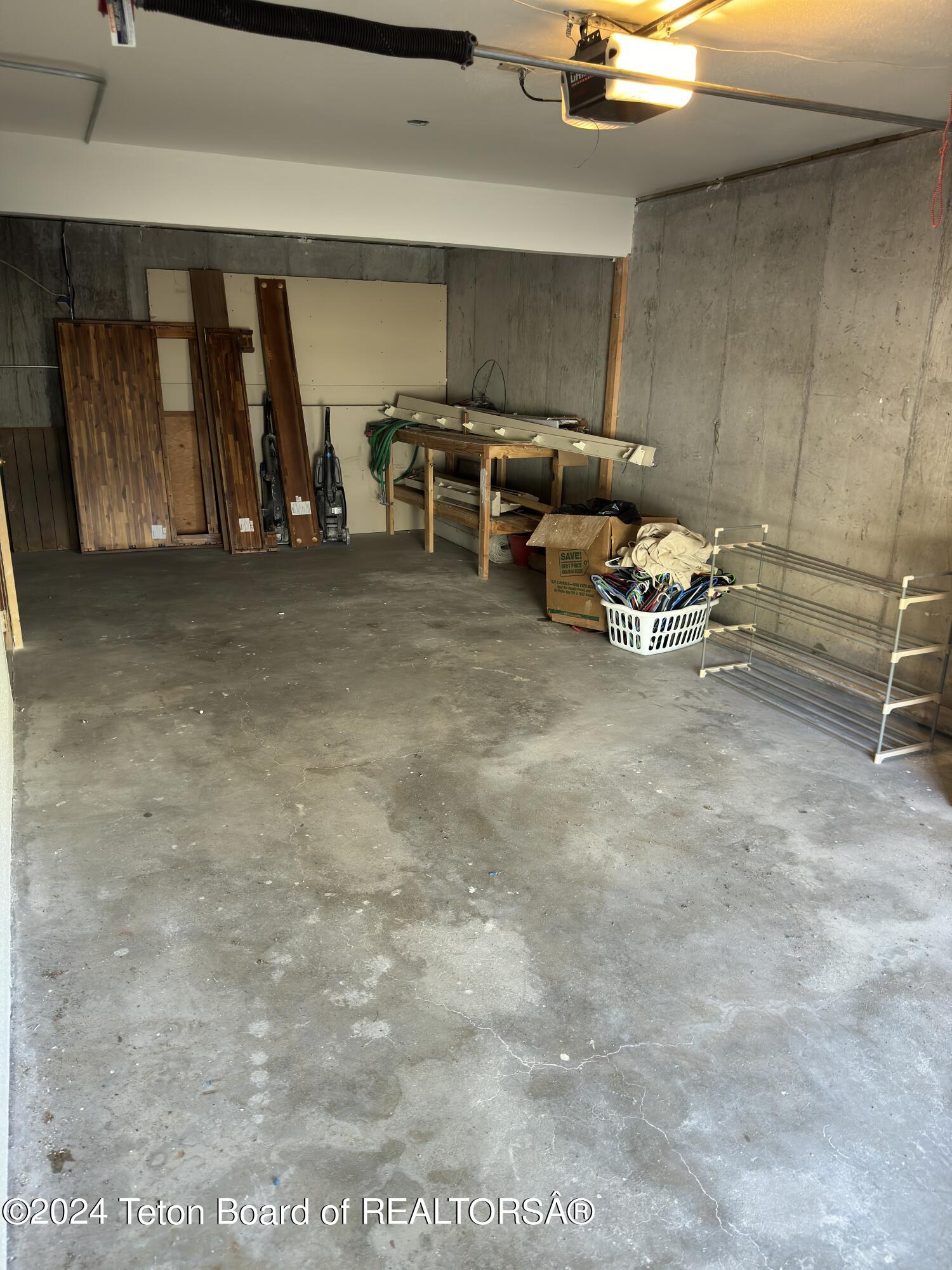 668 FLAT CREEK Drive, 668