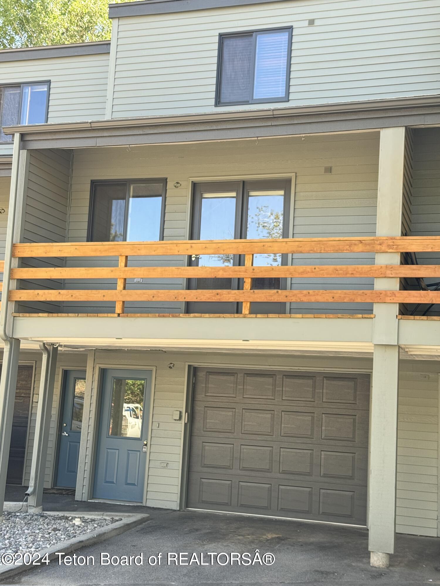 668 FLAT CREEK Drive, 668