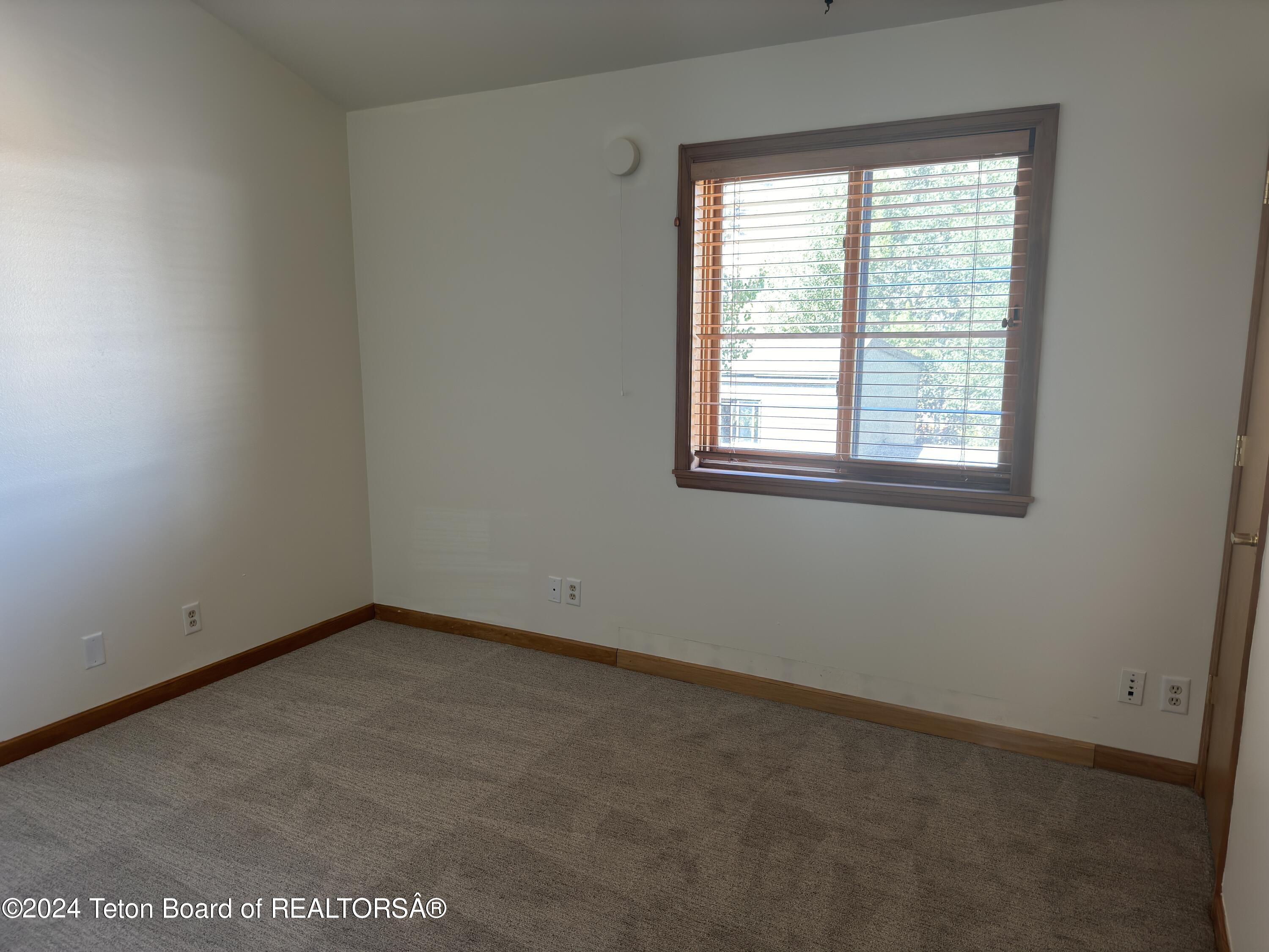 668 FLAT CREEK Drive, 668