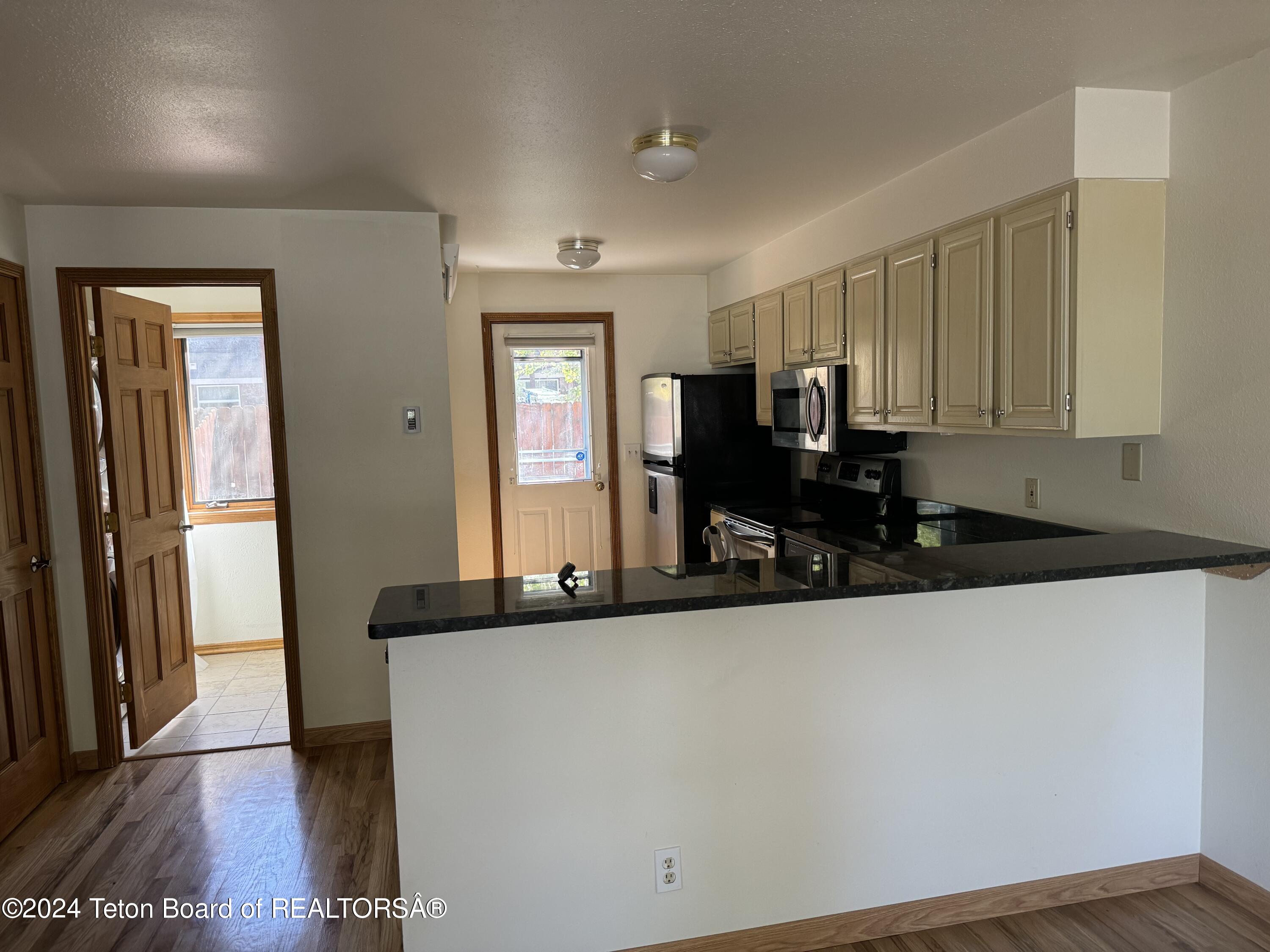 668 FLAT CREEK Drive, 668