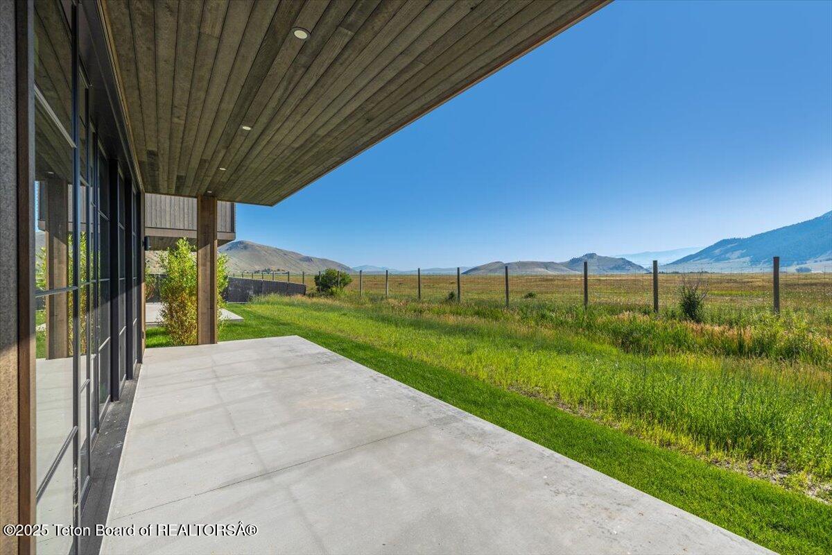 338 HIDDEN HOLLOW Drive