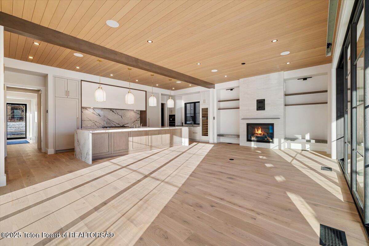 338 HIDDEN HOLLOW Drive