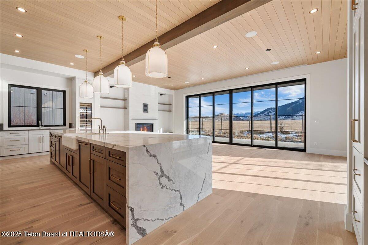 338 HIDDEN HOLLOW Drive