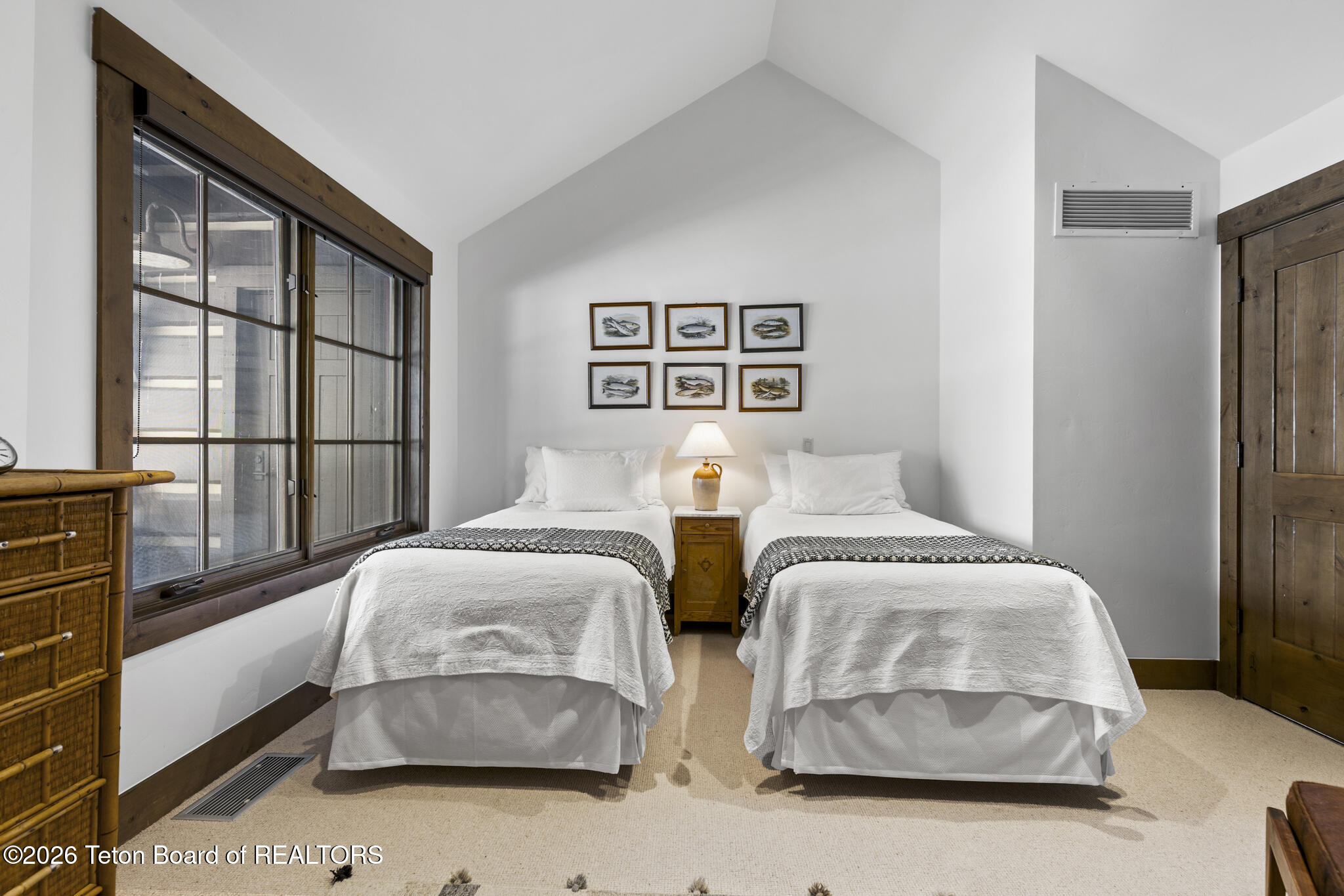 6025 N SILVERBERRY Lane