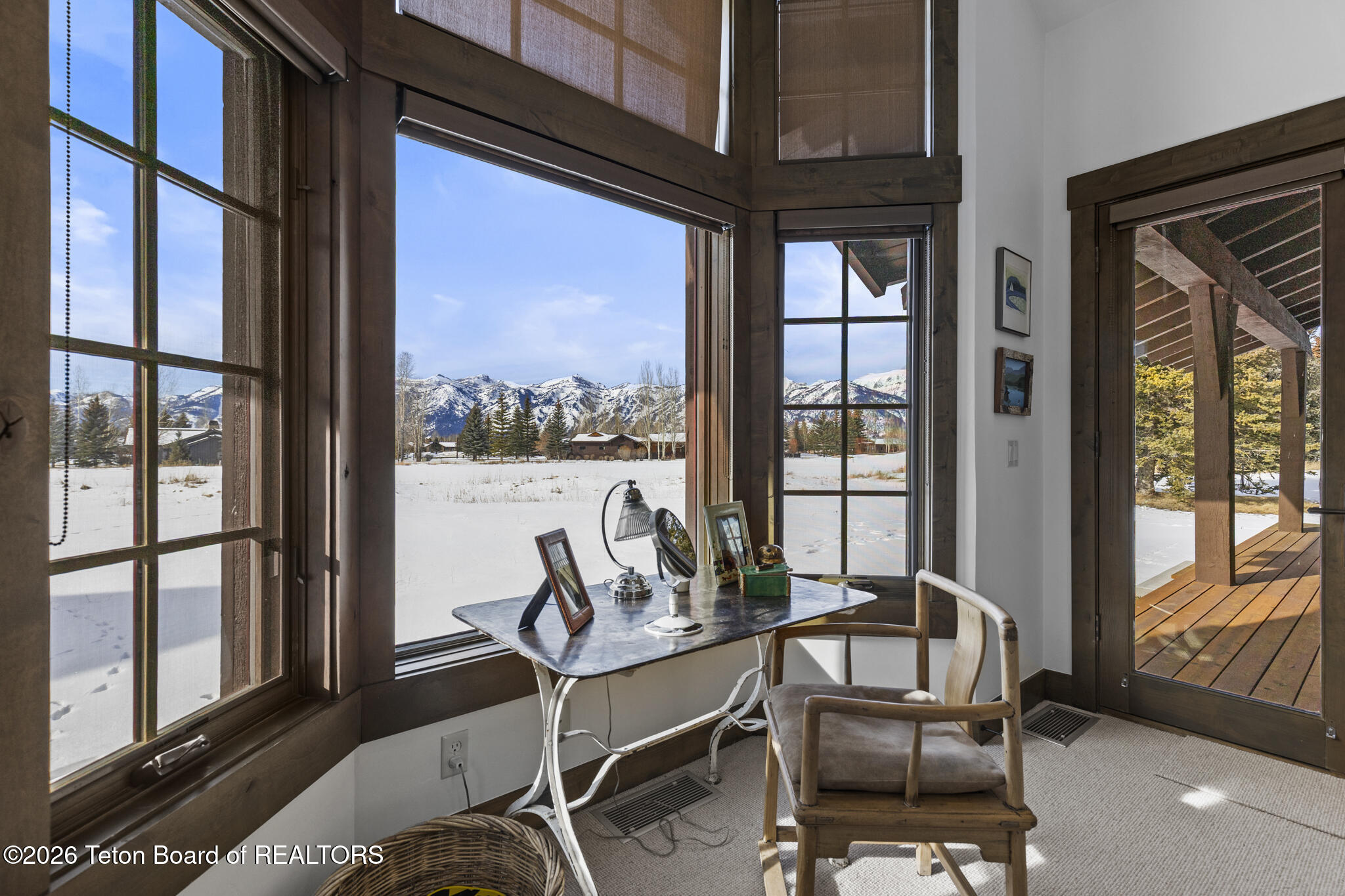 6025 N SILVERBERRY Lane