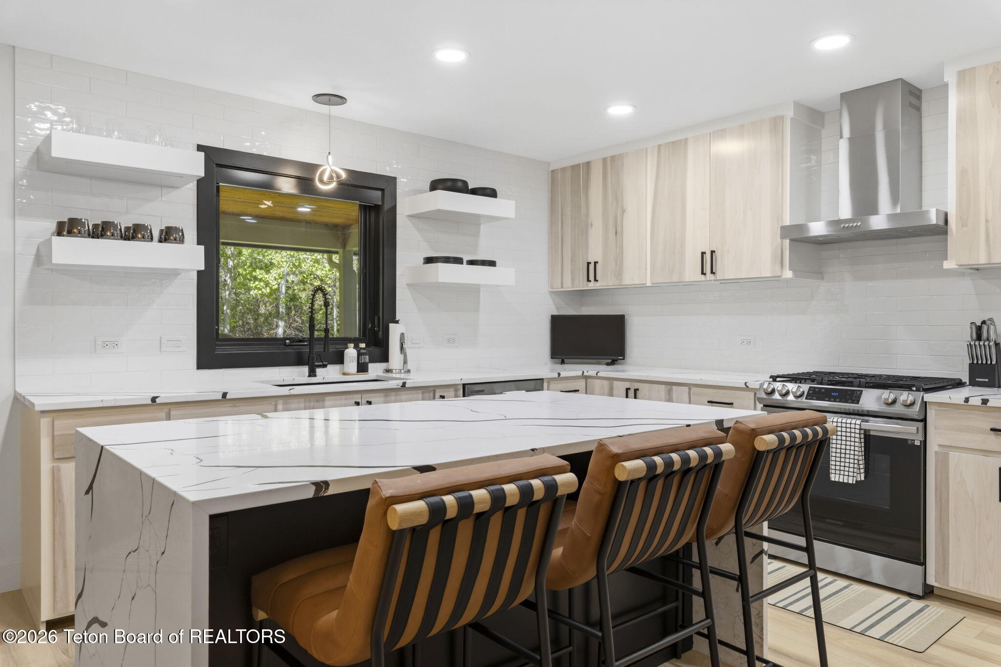 2044 HIDDEN RANCH Loop