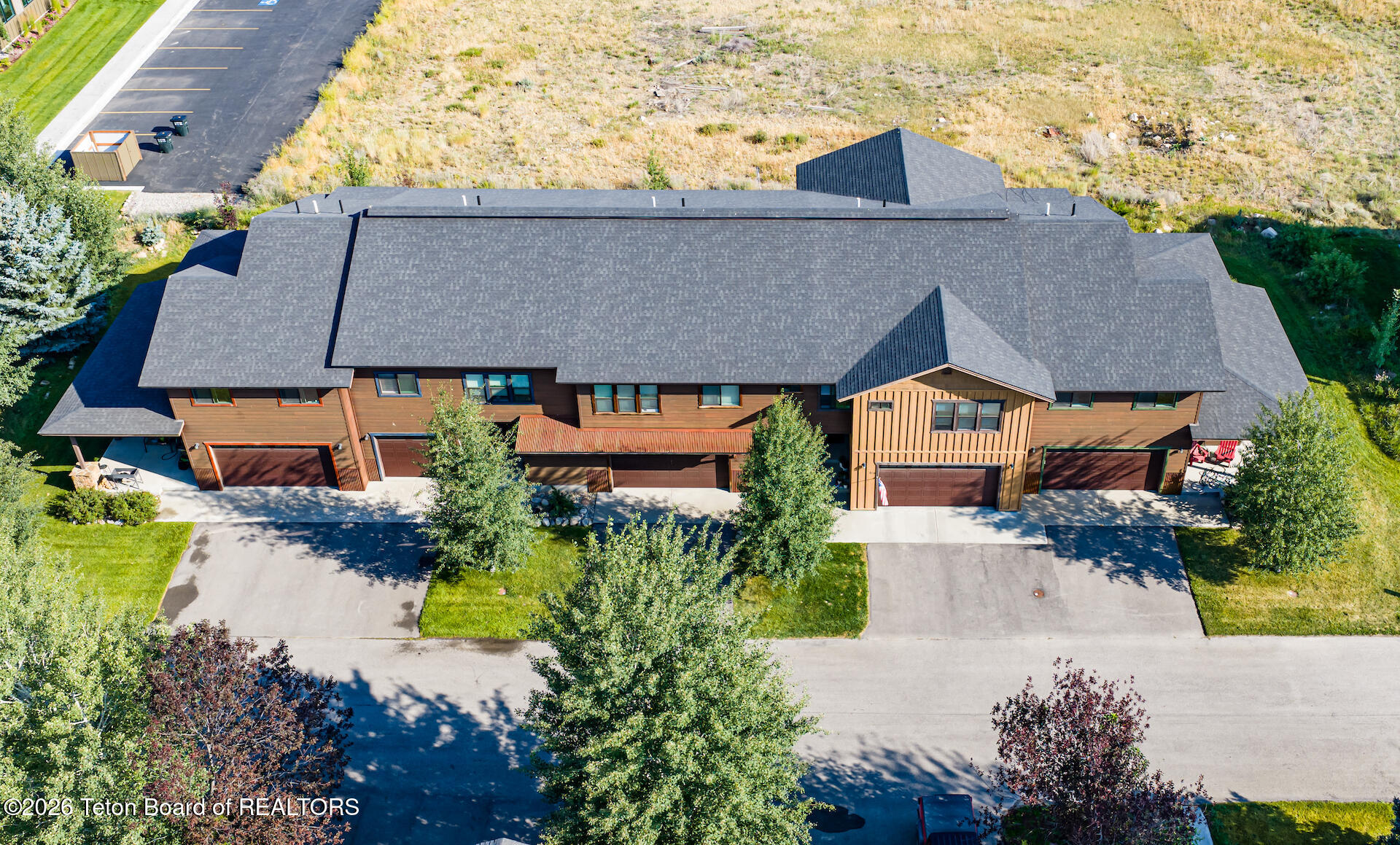 61 BLUE WING Lane C