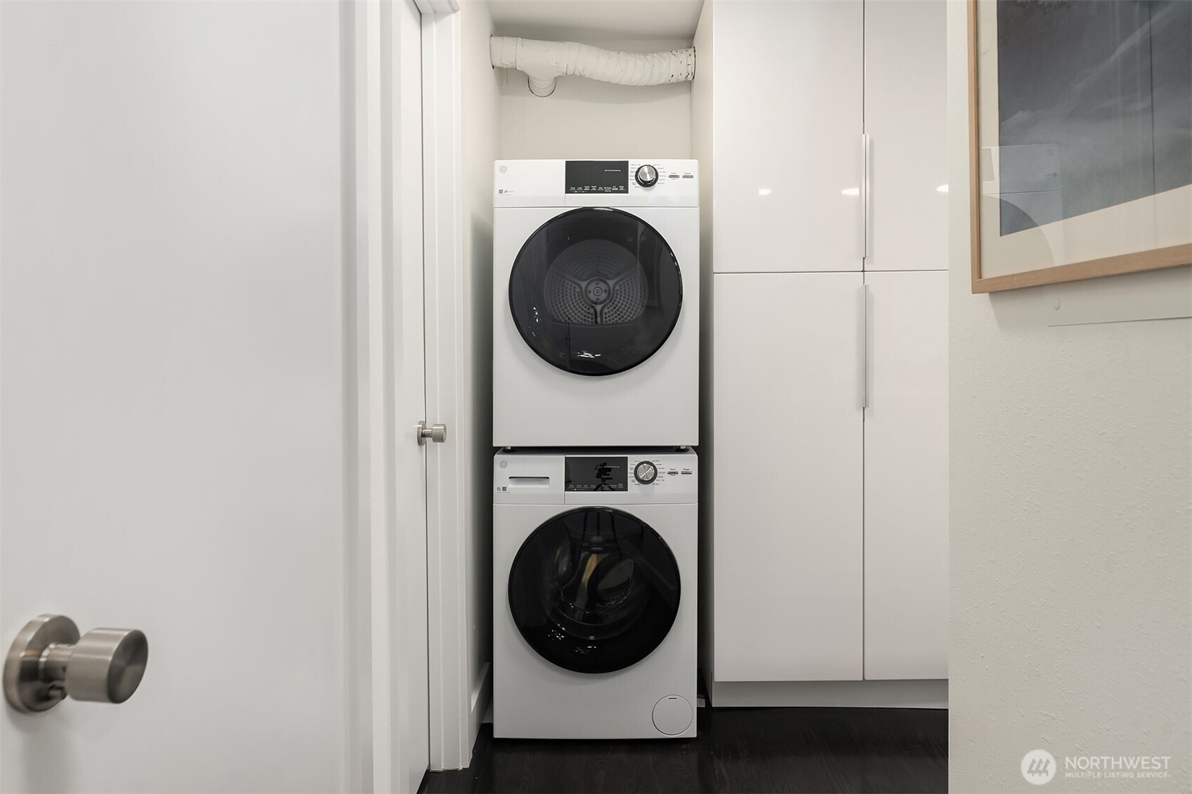 202 W Olympic Place Unit: 405