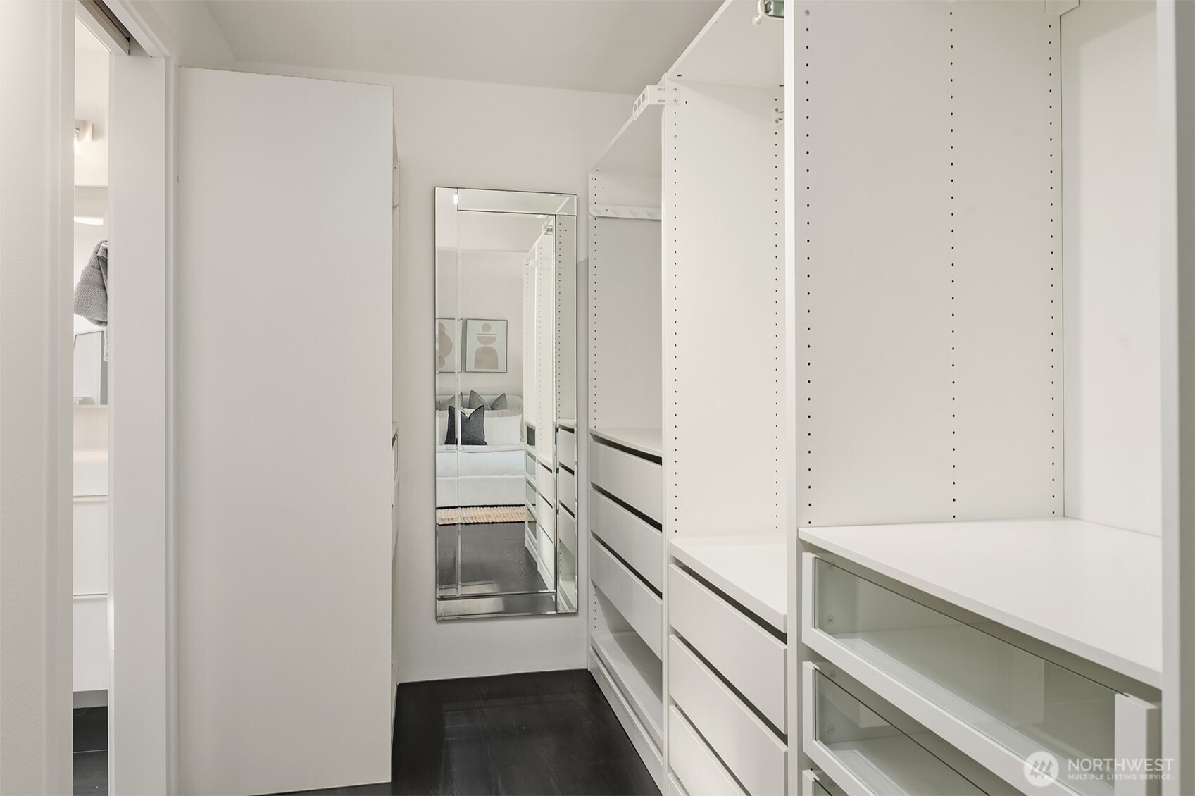 202 W Olympic Place Unit: 405